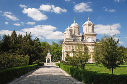 монастырь Куртя де Арджеш - место захоронения всех румынских королей