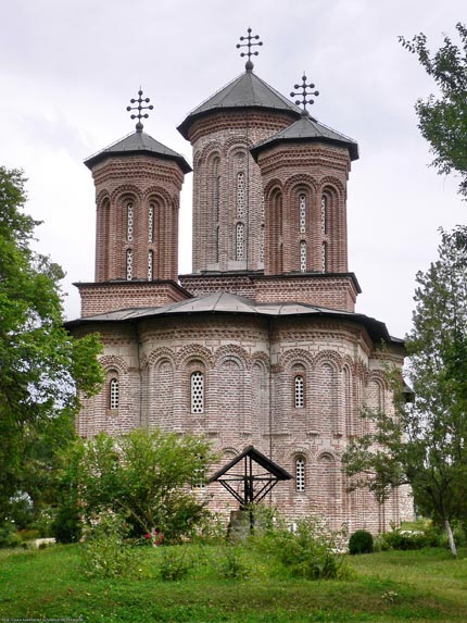 монастырь Снагов